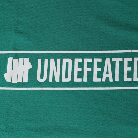 Undefeated Y2K Box Logo Tee (L) - Picture 4 of 9
